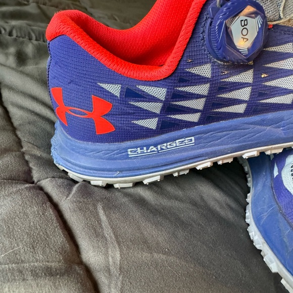 Under Armour Charged Fat tire - Picture 2 of 6